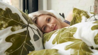 Wie kann Leinenbettwäsche zu einem besseren Schlaf beitragen?